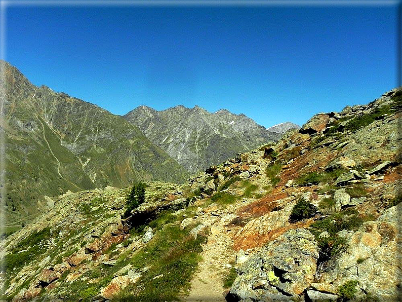 foto Laghi di Livournea e di Place Moulin